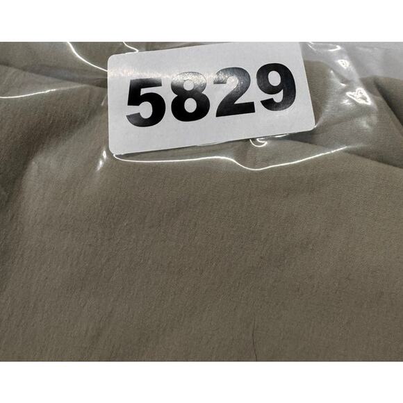 Eddie Bauer Womens Size 10 Beige Tan Khaki Nylon Spandex Pants - Picture 8 of 8